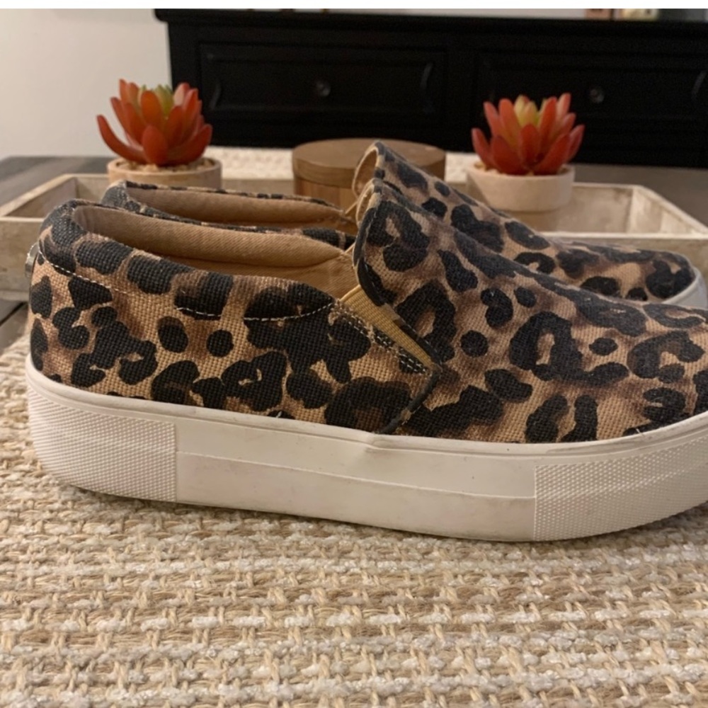 Steve Madden Gills Leopard Sprint Canvas Slip On … - image 2